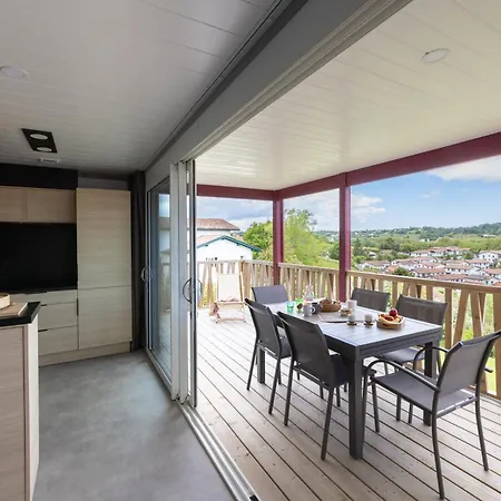 Oihana Grand De 2 A 6 Pers, Parentale, 2 Sdb, Climatise, Piscine Vue Et Calme A Hasparren-pays Basque 샬레