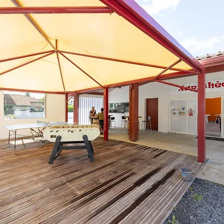 Oihana Grand De 2 A 6 Pers, Parentale, 2 Sdb, Climatise, Piscine Vue Et Calme A Hasparren-pays Basque