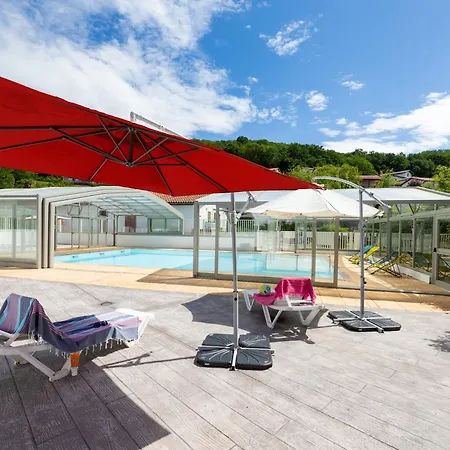 Oihana Grand De 2 A 6 Pers Climatise Avec Piscine Vue Et Calme A Hasparren-pays Basque *