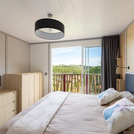 Oihana Grand De 2 A 6 Pers, Parentale, 2 Sdb, Climatise, Piscine Vue Et Calme A Hasparren-pays Basque * Hasparren