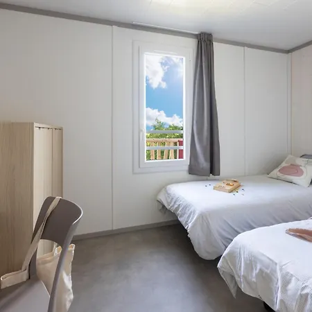 Oihana Grand De 2 A 6 Pers, Parentale, 2 Sdb, Climatise, Piscine Vue Et Calme A Hasparren-pays Basque *
